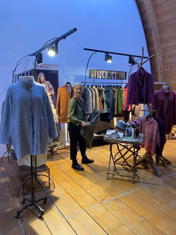 Einladung zum Adventsmarkt am 9./10. Dezember im Schafhof