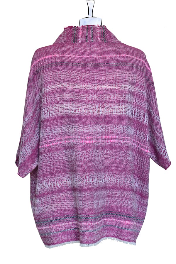 Kurzarm Fledermauspulli aus Merinowolle, pink // Rücken