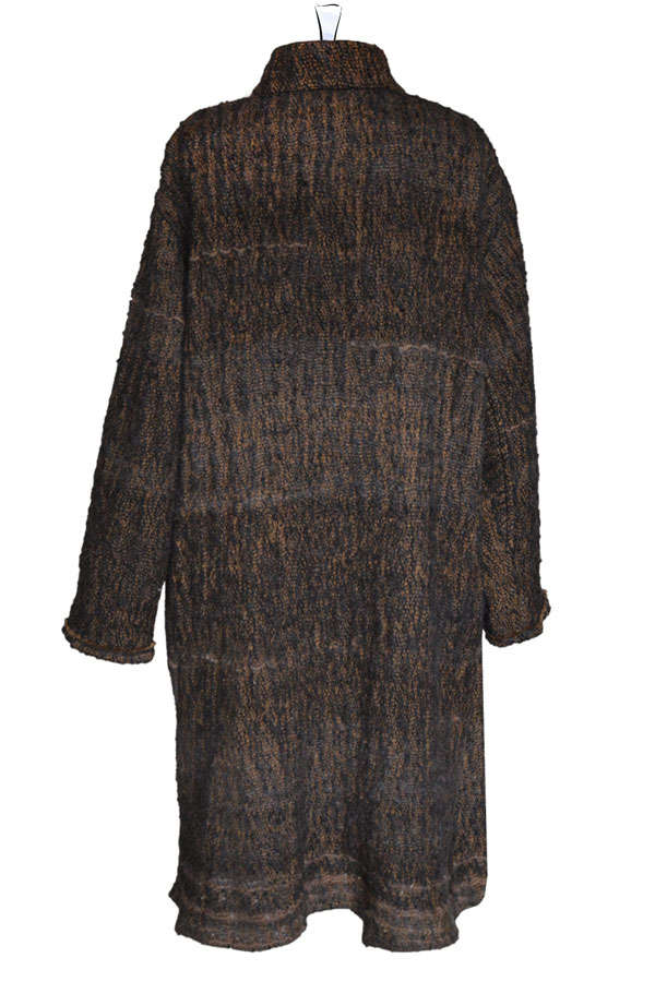 Mantel Olivia aus bayerischen ungefärbten Alpaka  Detail 02