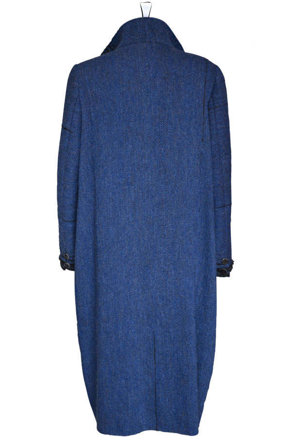 Langer Wollmantel Giulia mit dunkelgrauen Flanell  Detail 02